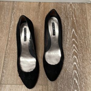Bandolino black leather suede pumps size 8